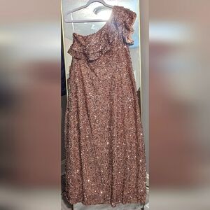 One shoulder sequins dress